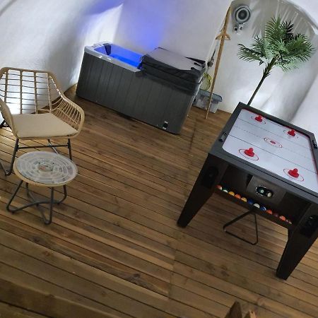 Le Menhir 2 Jacuzzi Spa Terasse Barbecue La Roche-Blanche  Kültér fotó